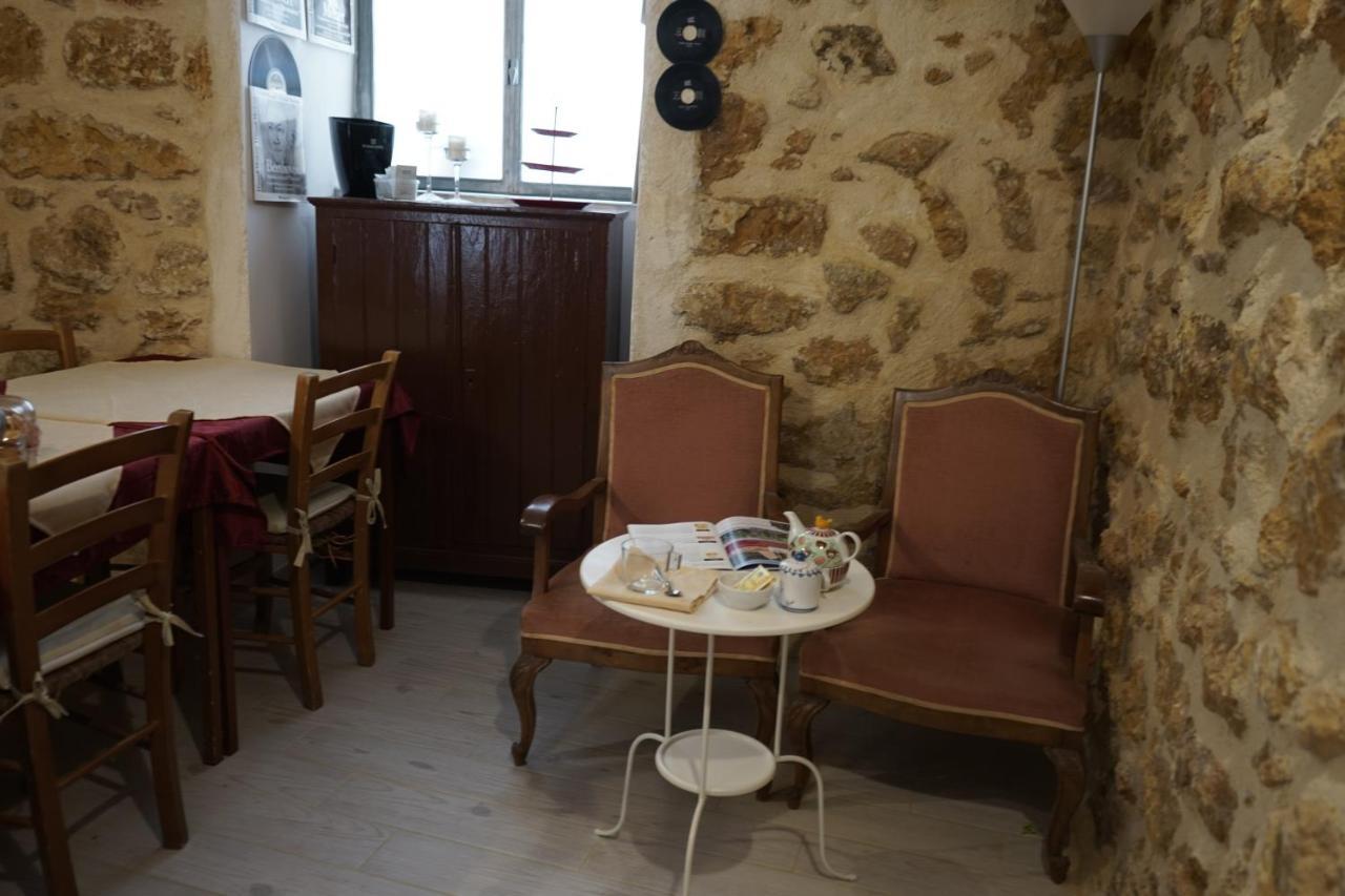 Locazione Turistica Domus Re Bed and Breakfast Agrigento Exteriör bild