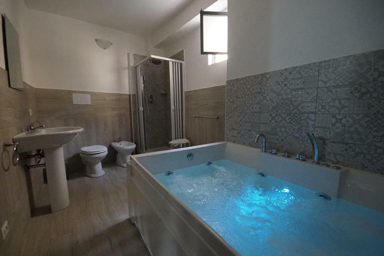 Locazione Turistica Domus Re Bed and Breakfast Agrigento Exteriör bild